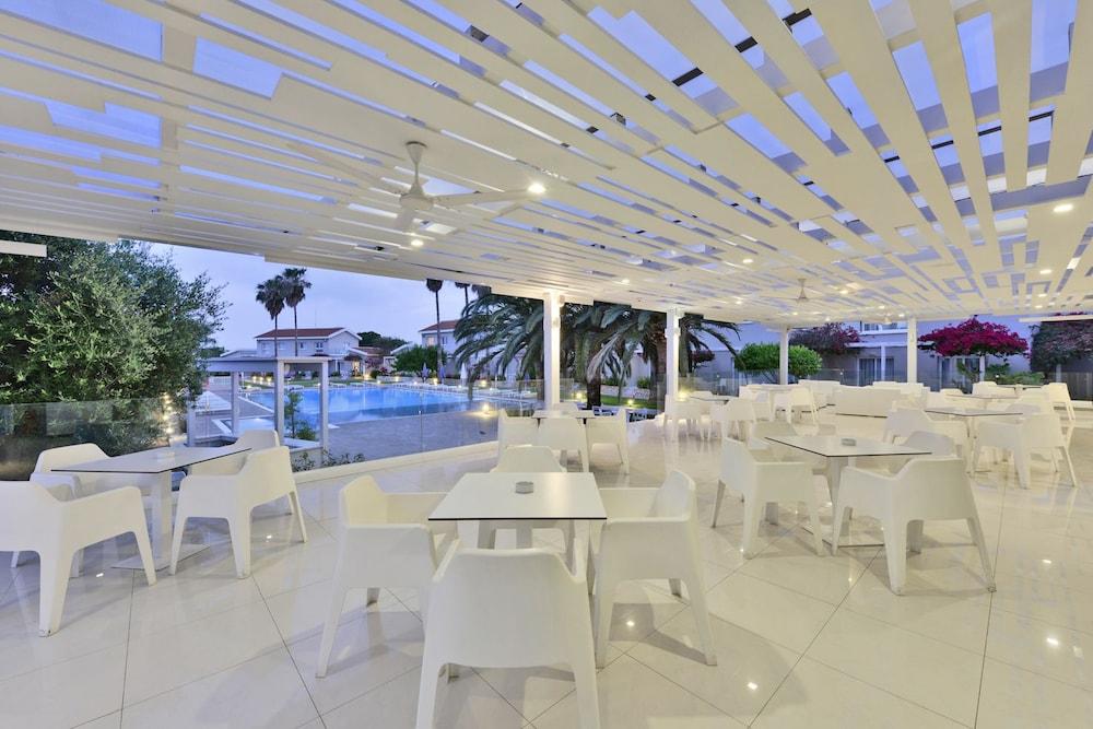 Mon Repos Hotel Ayia Napa Exterior foto