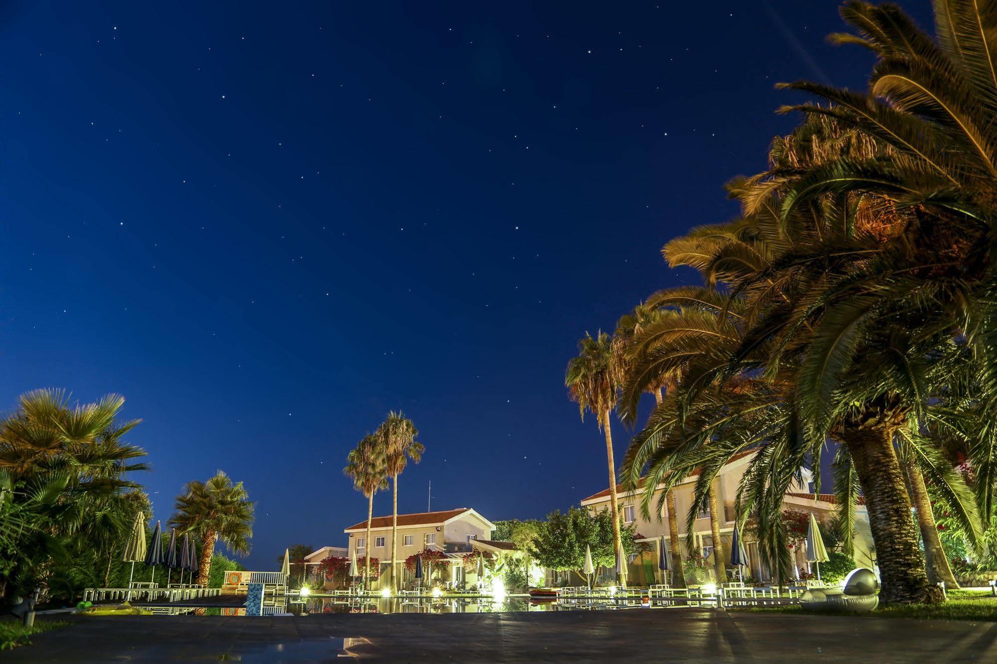 Mon Repos Hotel Ayia Napa Exterior foto